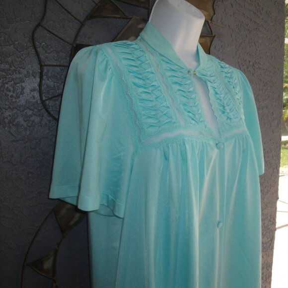 Vanity Fair robe, 38" bust, Short sleeve, Teal, Knee length, Button front, VTG - Picture 4 of 10